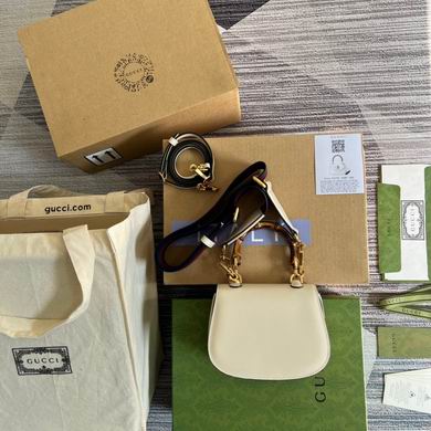 686864 17X12X7.5cm MP 10 (2)