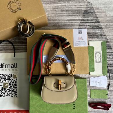 686864 17X12X7.5cm MP 2 (1)