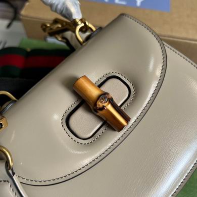 686864 17X12X7.5cm MP 2 (5)