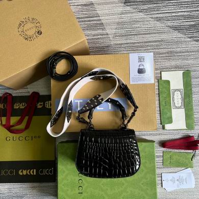 686864 17X12X7.5cm MP 3色 (2)