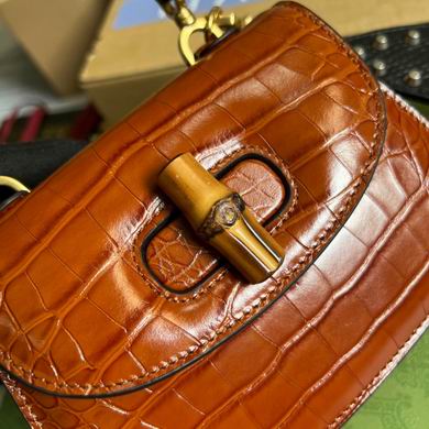 686864 17X12X7.5cm MP 3色 (24)