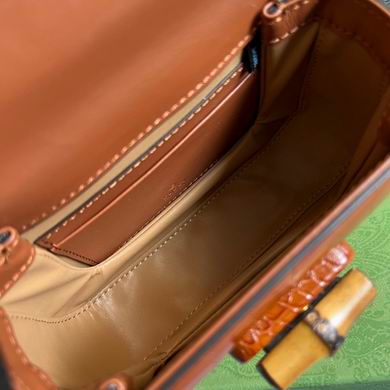 686864 17X12X7.5cm MP 3色 (27)