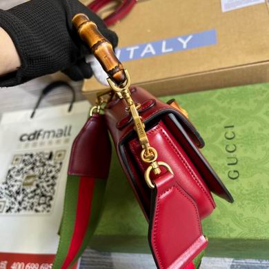 686864 17X12X7.5cm MP 3 (3)