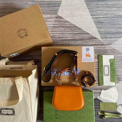 686864 17X12X7.5cm MP 7 (2)