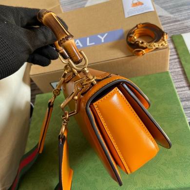 686864 17X12X7.5cm MP 7 (3)