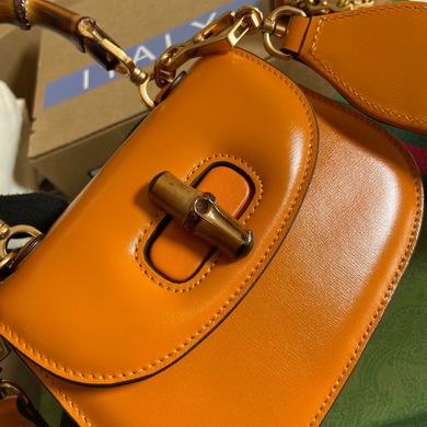 686864 17X12X7.5cm MP 7 (4)