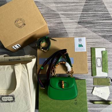 686864 17X12X7.5cm MP 8 (1)