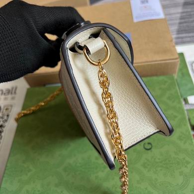 696180 17.5X13X6cm MP (3)