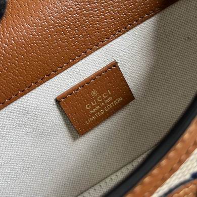 699296 18X12X5cm MP-3 (9)