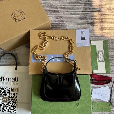 699651 19X13X3cm MP 4 (2)