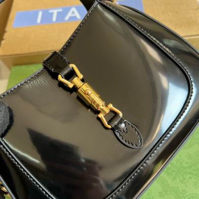 699651 19X13X3cm MP 4 (5)