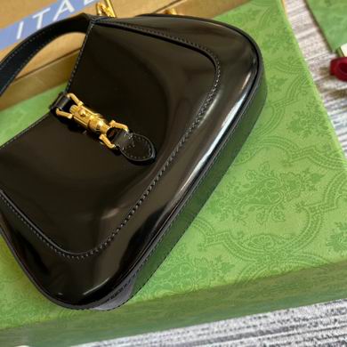 699651 19X13X3cm MP 4 (6)