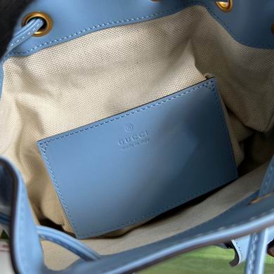 702101 22X22X7cm MP 3 (9)