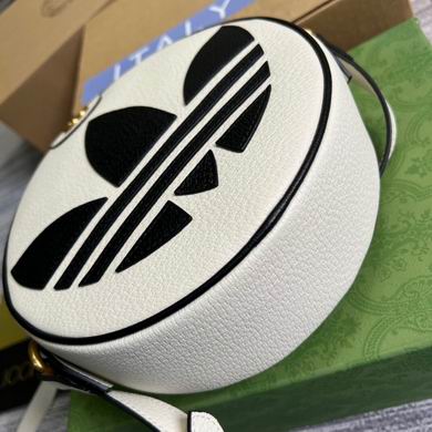 702626 22X22X7cm MP (25)