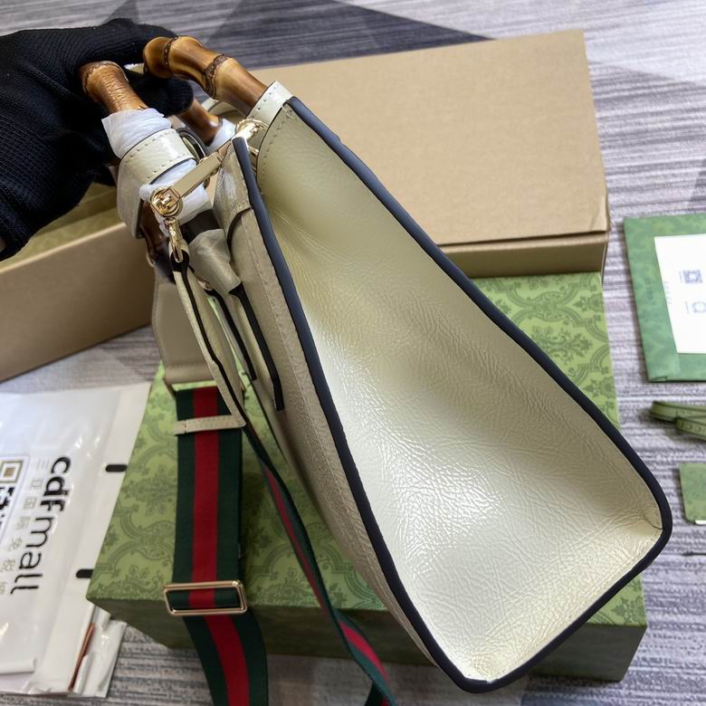 702721 27X24X11cm YG 3