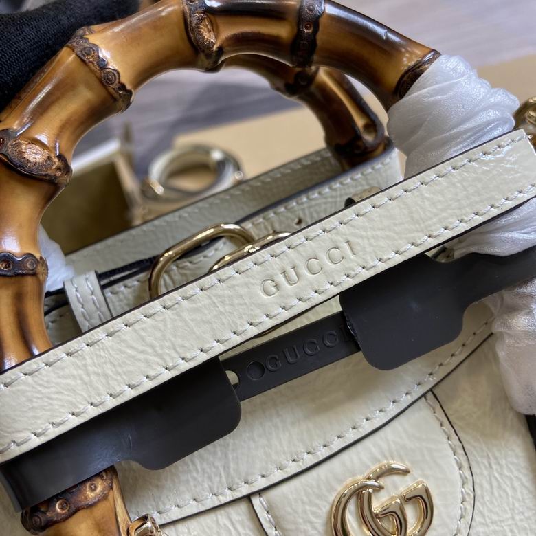 702721 27X24X11cm YG 4