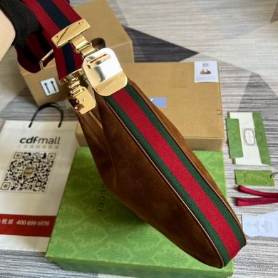 702823 35X32X6cm MP (3)