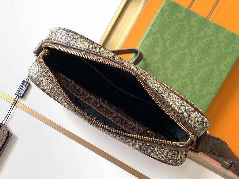 7032-4 24X28X6cm WP 7