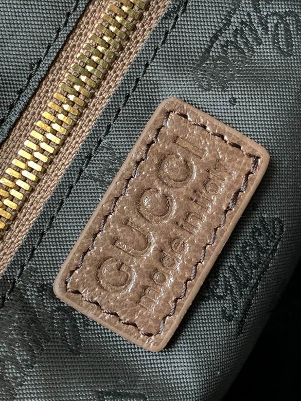 7032-5 19X22X6cm WP 8