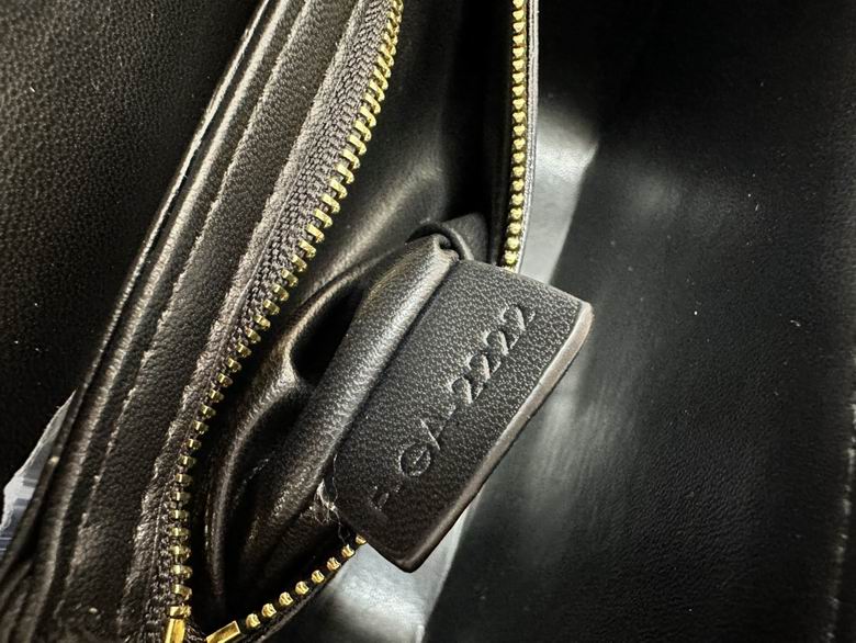 712 18.5cm YG 9色 70