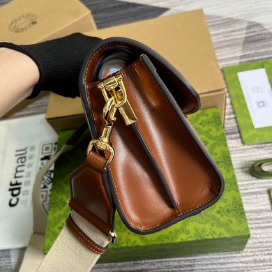 724529 25.5X16X8.5cm MP 4色 (30)