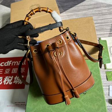 724667 19X30.5X6cm MP (3)