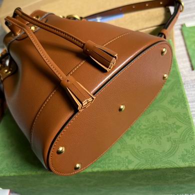 724667 19X30.5X6cm MP (5)