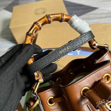 724667 19X30.5X6cm MP (7)