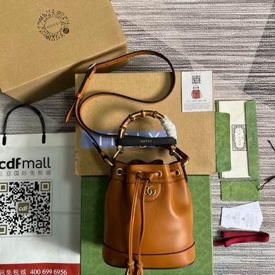 724667 19X30.5X6cm MP 3色 (10)