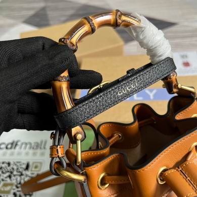 724667 19X30.5X6cm MP 3色 (14)