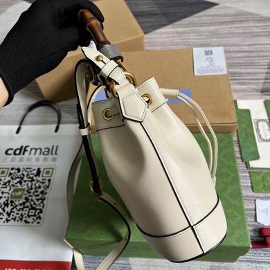 724667 19X30.5X6cm MP 3色 (21)