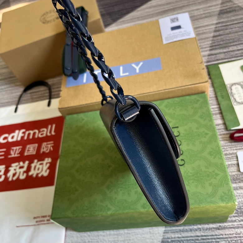 724713 20X12X5.5cm MP 5 (3)