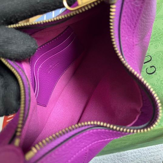 731817 25X19X7cm MP (8)