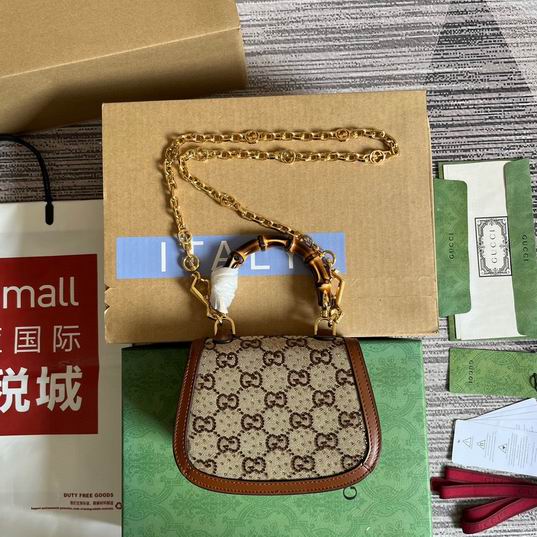 735116 17X12.5X8cm MP (2)