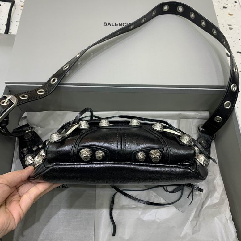 742014950 20X42X18X3cm GY 3