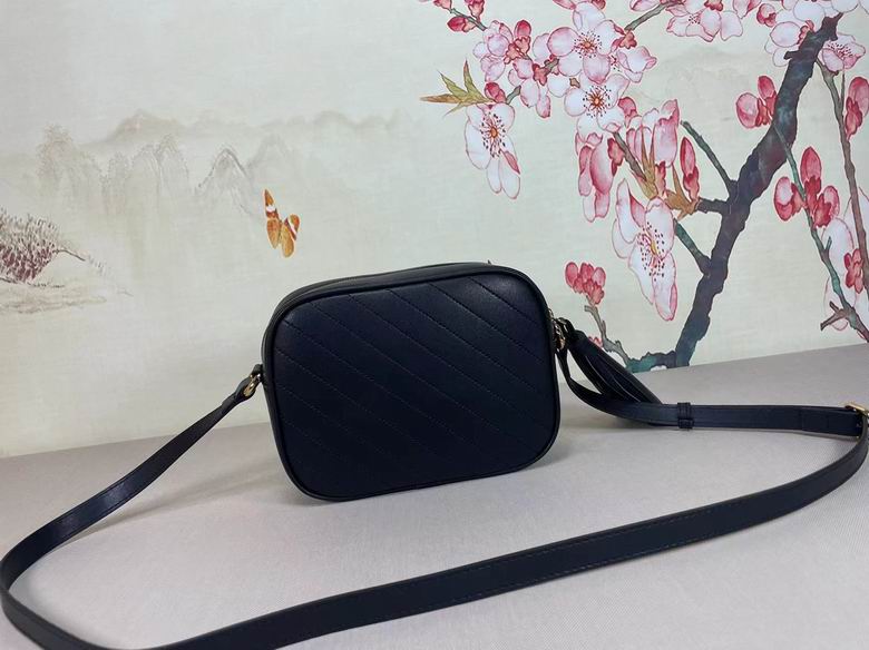 742360 21X15.5X5cm DF 4 (2)