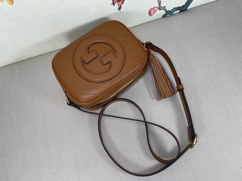 742360 21X15.5X5cm DF 7 (3)