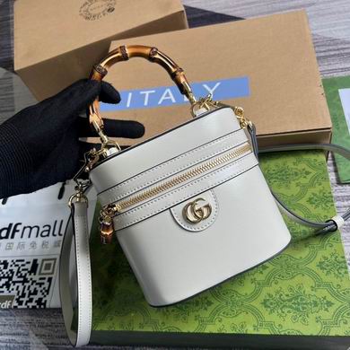 760200 15.5X13.5X4cm MP 3色 (22)