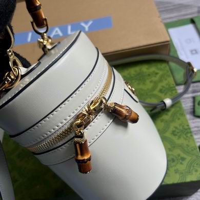 760200 15.5X13.5X4cm MP 3色 (24)