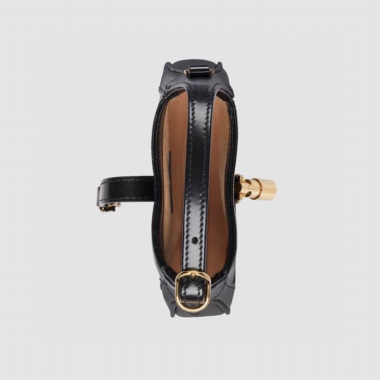 760249 17.5X15.5X3.5cm MP (8)