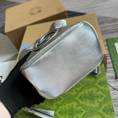 760313 19X15X8cm MP (7)