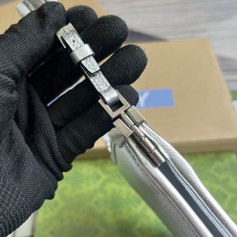 764191 23X18.5X3cm MP 6