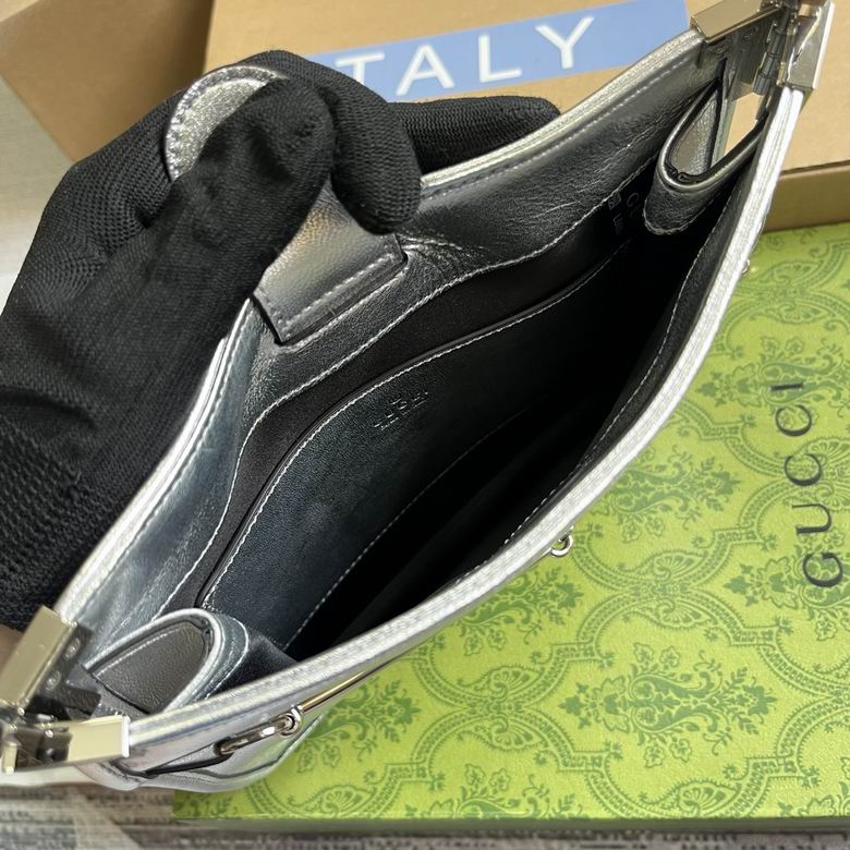 764191 23X18.5X3cm MP 8