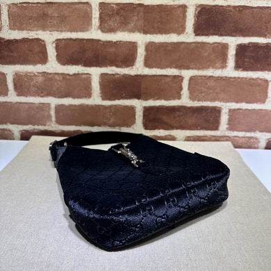 764303 22X19X5cm DF (4)