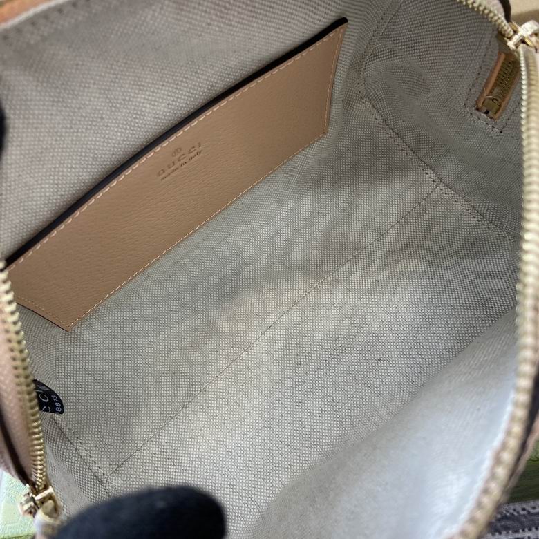 772053 14X21.5X11.5cm MP 2色 8