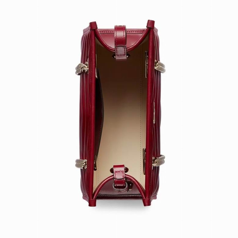 779727 26.5X18.5X12.5cm MP 7