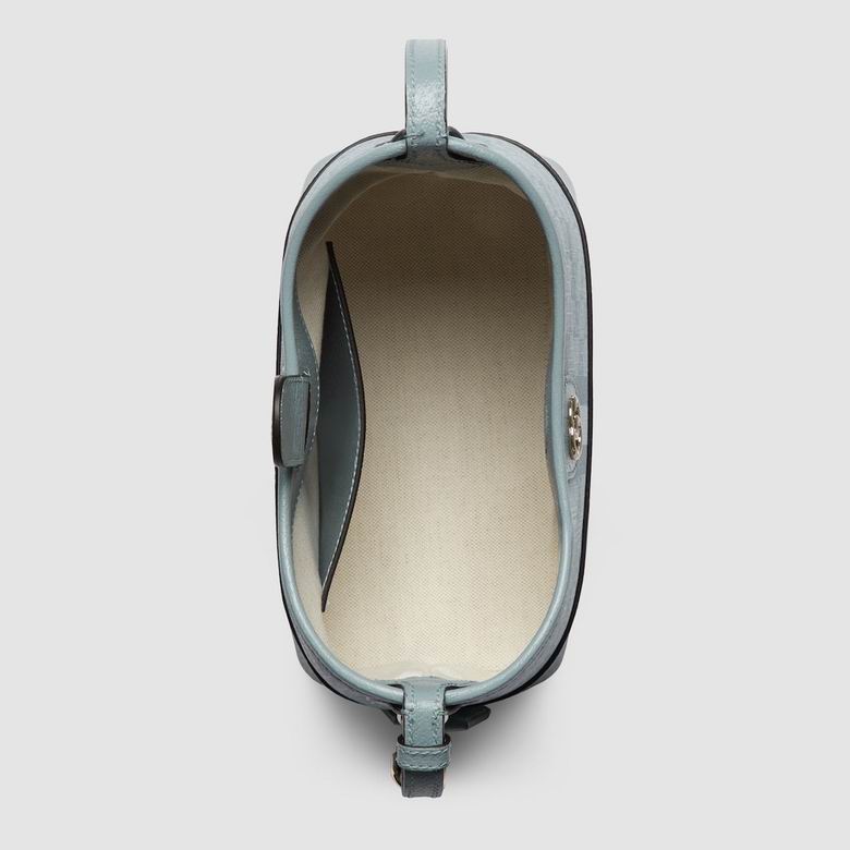 781402 23X21X12cm YG 7