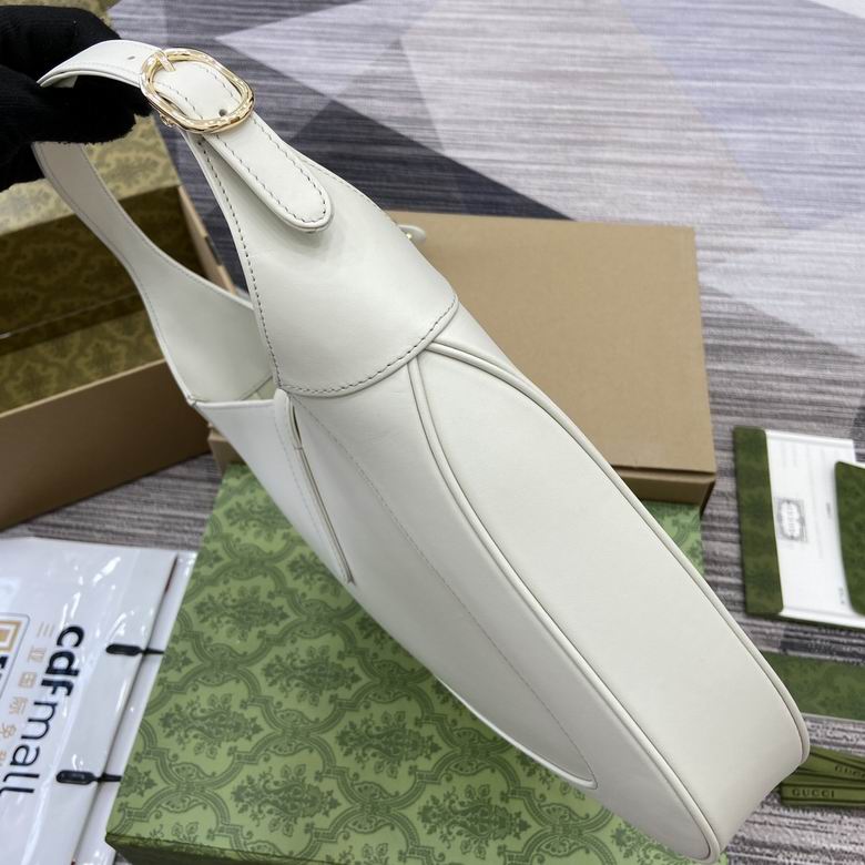 782879 35X32X5.5cm MP 3色 20