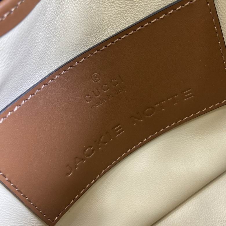 782889 19.5X18X3.5cm MP 8