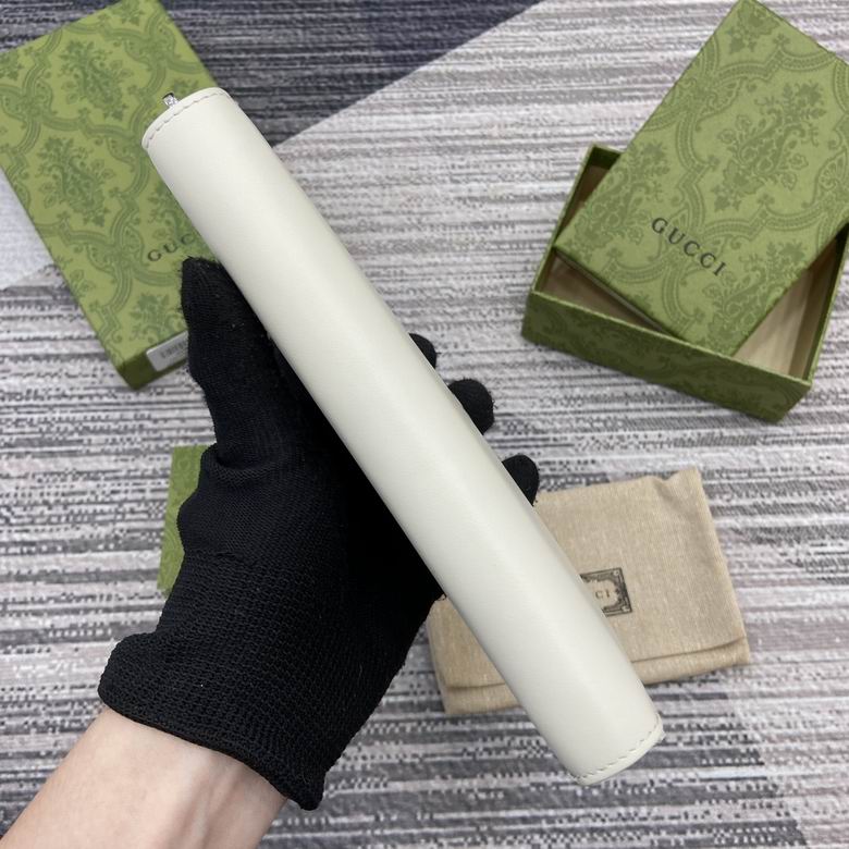 790057 19X10X2.5cm MP 3色 3